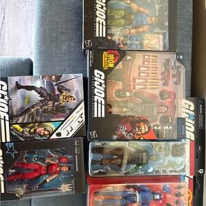 Large G.I Joe figure toy lot